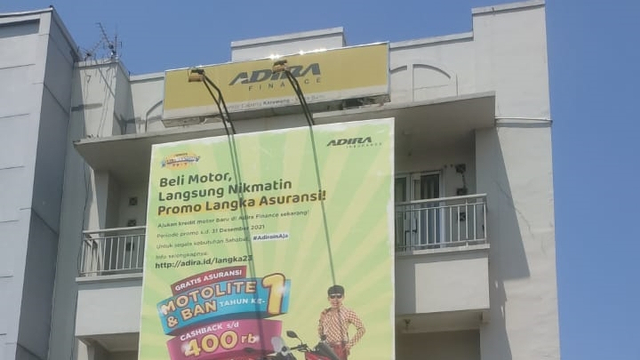 kantor cabang adira kertabumi karawang