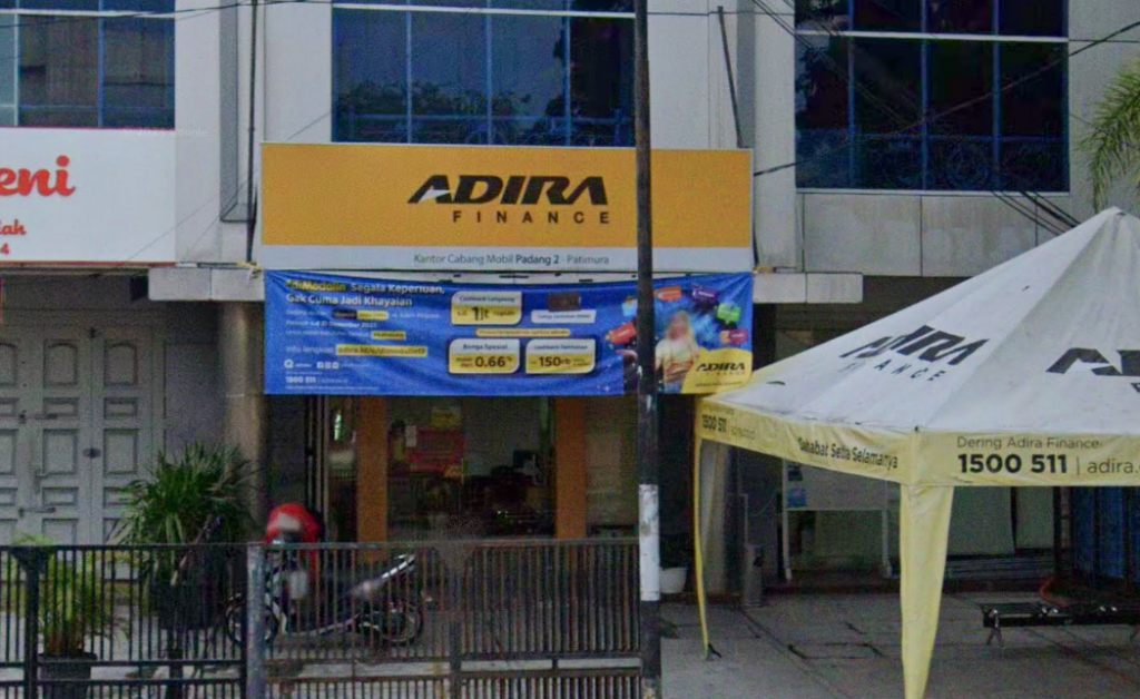 kantor cabang adira patimura padang