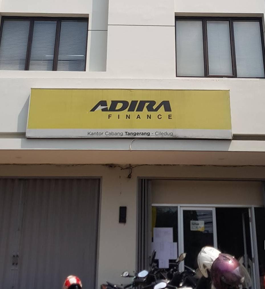 kantor cabang adira ciledug