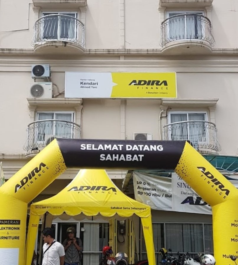 kantor cabang adira kendari